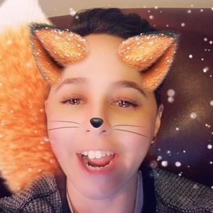 Meet your Posher, Nickie